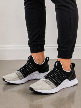 Nike React Phantom Run Flyknit 2 Men's Size 14 Black White Running Shoes CJ0277-